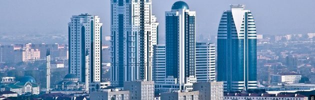 Update: Hoog gebouw in Rusland in brand