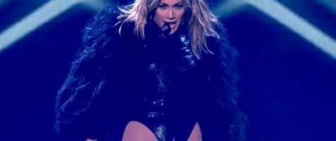 J.Lo doet Live It Up live