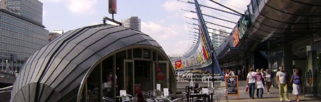 Man aangehouden voor doodsteken vrouw in Rotterdam