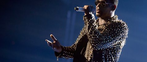R. Kelly sluit BET Awards af met medley