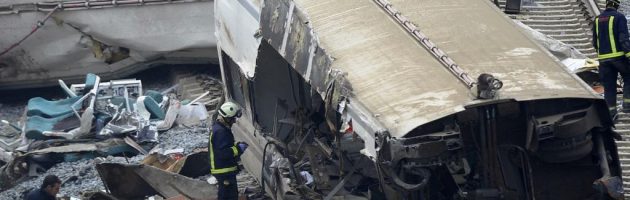 77 doden door treinongeluk in Spanje