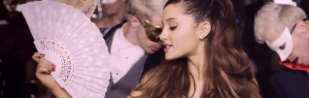 Video Ariana Grande ‘Right There’ met Big Sean