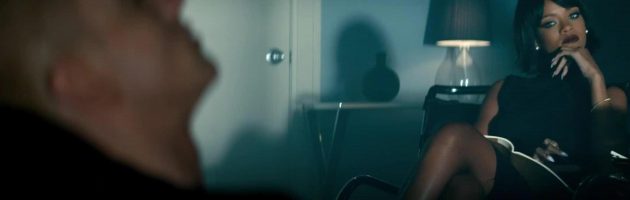 Clip ‘The Monster’ online, check ‘m hier