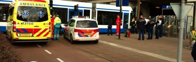 Vrouw gewond na aanrijding met tram