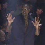 Kanye en Kim Kardashian uitgejoeld bij fashionshow