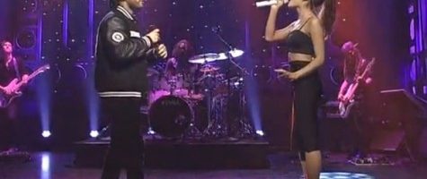 Ariana Grande en The Weeknd live bij SNL