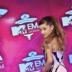 Ariana Grande live bij Voice Of Holland