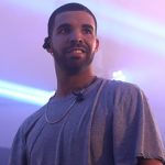 Drake komt binnen op #1 met 535.000 sales