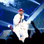 Chris Brown doet medley bij BET Awards 2015