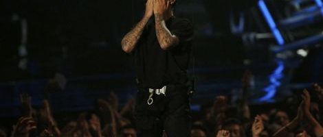 Justin Bieber huilt tijdens MTV VMA 2015