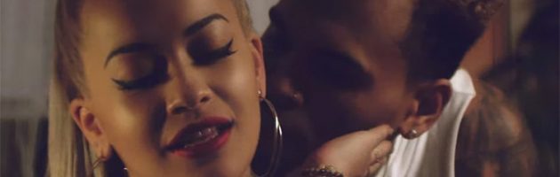 Rita Ora intiem met Chris Brown in Body On Me
