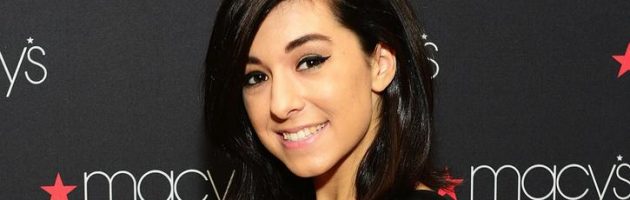 Deelneemster The Voice doodgeschoten door ‘ontspoorde fan’