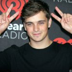 Martin Garrix boekt vliegticket voor fan