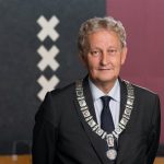 Amsterdamse burgemeester Van der Laan ernstig ziek