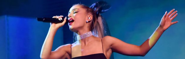 Live performance Ariana Grande bij Billboard Music Awards