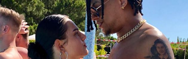 Ronnie Flex wordt papa, relatie met Famke Louise in zwaar weer?