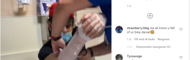 6ix9ine valt van trap en breekt zijn pols