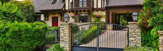 Rihanna koopt huis en land naast bestaand huis in Beverly Hills