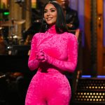 Kim Kardashian grapt over Kanye in SNL