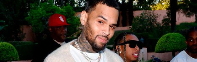 Chris Brown kondigt releasedate en cover album BREEZY aan