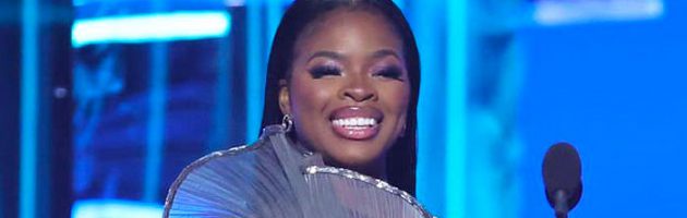 VIDEO: JT van City Girls laat iets teveel zien tijdens Billboard Music Awards