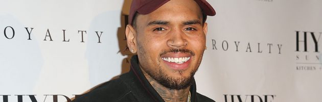 Chris Brown showt tracklist voor Breezy