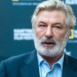 Acteur Alec Baldwin klaagt filmcrew aan voor dodelijk ongeval Rust