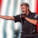 Backstreet Boys-zanger Nick Carter ontkent seksueel misbruik